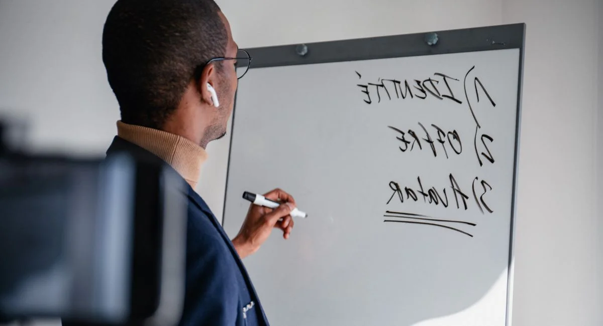 Illustration, formation inbound marketing hubgrow academy